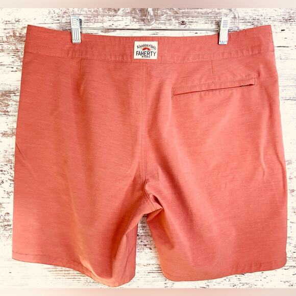 Faherty Toro Stripe Board Shorts in Venice Red sz 36 unlined - Picture 8 of 10